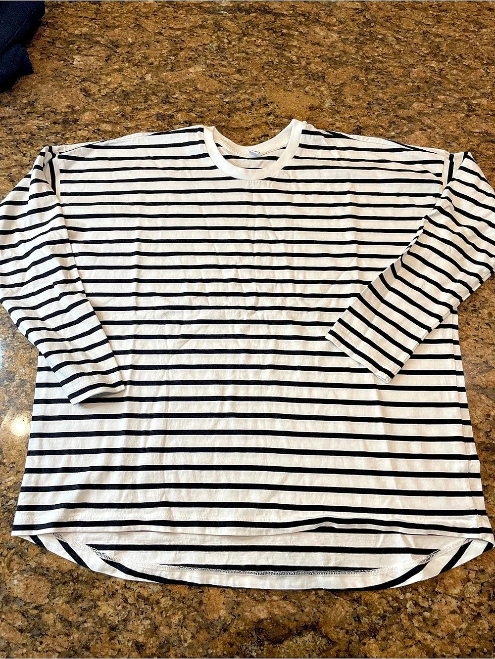 Uniqlo Smooth Cotton Oversized T-Shirt (Stripe, Long Sleeve) ) Striped Long